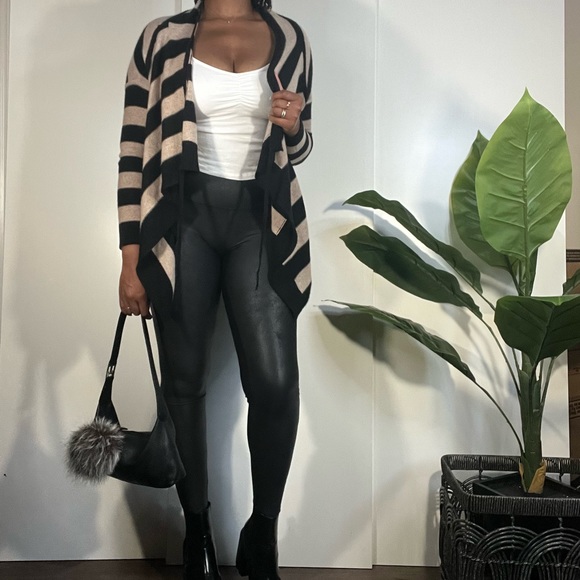 360 CASHMERE Black and Tan waterfall collar long sleeve tie front sweater - Picture 3 of 14